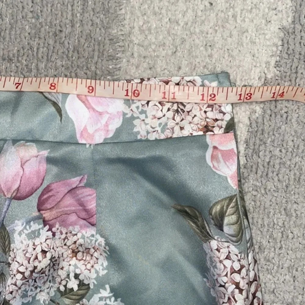 Show ME YOUR MUMU BOBBI RUFFLE SHORTS - Picture 6 of 6